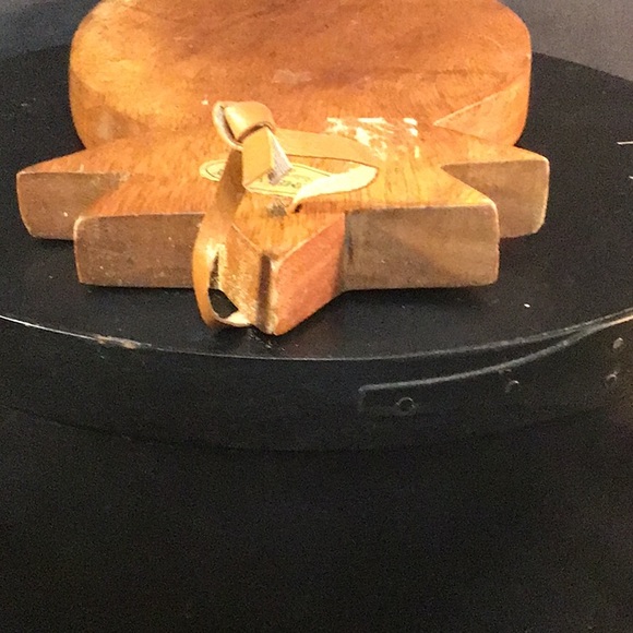 Waimea Valley Pineapple cutting board - Picture 10 of 12